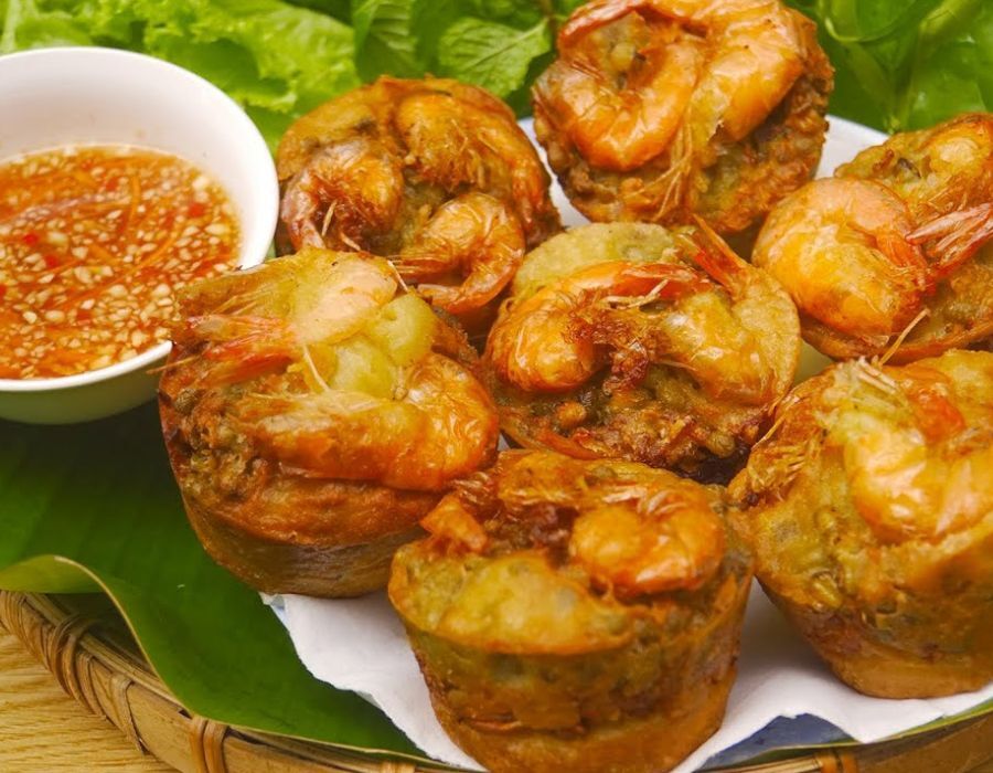Learn Hanoi’s food heritage with expert insights